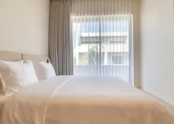 Resort Surfside